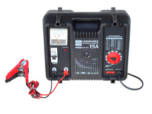 Prostownik KUKLA 6 V-12 V 15 A z regulacją prądu BK 12/15A 6V12V15AREG