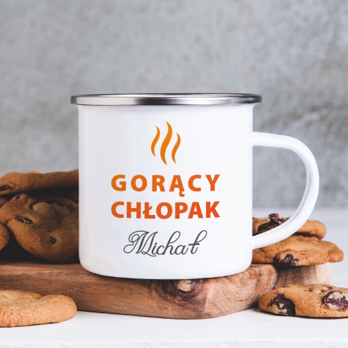 Kubek emaliowany z nadrukiem dla niego - Gorący chłopak