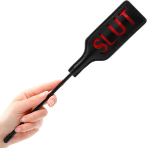 Czarna paczka z napisem SLUT - do zabaw BDSM - rozmiar S - Ouch!