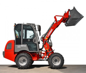 Radlader 810 Plus, Hoflader mit Vollausstattung