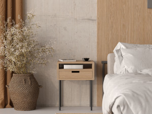 Nachttisch aus Holz im Industriestil