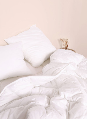 A demain Pack couette 240x220 cm et oreillers 65x65 cm