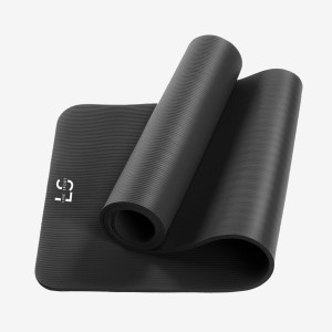 Mata gimnastyczna do ćwiczeń jogi fitness Line Sport 1 cm - czarny