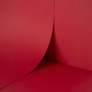 Keaykolour papier ozdobny Guardsman Red 120 g/m² B1 długi bok 170 µ rough ryza 250 ark. 700 x 1000