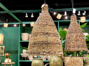 Lampa suspendata din abaca, natural, diametru 41 cm, inaltime 71 cm