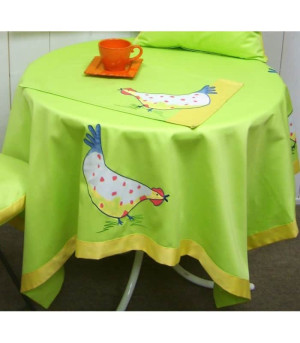 ATELIER DE LA DECO Nappe "spécial Pâques" motif poule dessinée à la main -