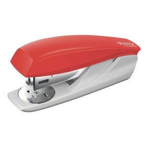 LEITZ 5606 Heftgerät NeXXt Recycle - 25 Blatt, klimaneutral, rot