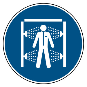 Gebotszeichen Dekontaminationsdusche benutzen DIN EN ISO 7010 M072