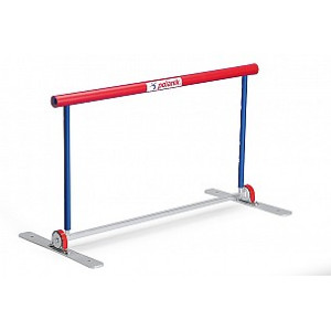 Trainingshürde selbstaufrichtend