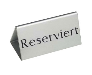 Tischaufsteller, Tischwinkel geschlossen, aus Aluminium, mit Textgravur