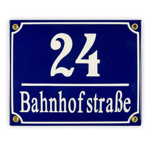 Hausnummer mit Straßennamen nach süddeutscher Art, Größe 20 x 16 cm aus Emaille
