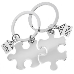 Brelok do kluczy zawieszka z grawerem puzzle dom 2w1