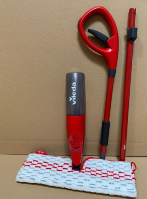 VILEDA  Mop 1-2 Spray MAX BOX ze spryskiwaczem OUTLET 86