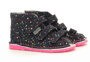 Buty profilaktyczne Danielki T125L kropki granat fuksja