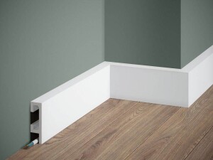 Listwa przypodłogowa malowana na biało QL019P Mardom Decor