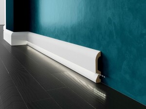 Listwa przypodłogowa malowana na biało LED LPC-19M-LE Creativa