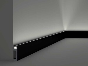 Listwa przypodłogowa IL10 czarna Wallstyl NMC