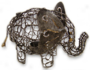 Eléphant photophore en fer