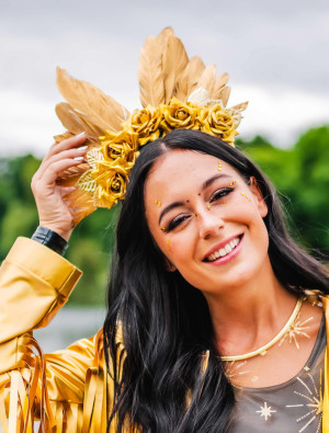 Haarreif Federn und Rosen gold