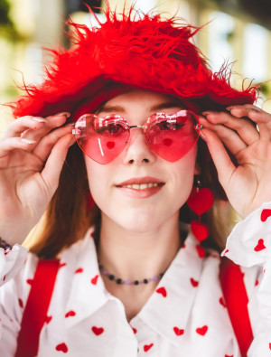 Brille Herz mit Gläsern rosa