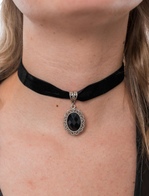 Halsband schwarz mit schwarzem Stein