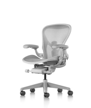 Herman Miller Aeron Remastered Mineral
