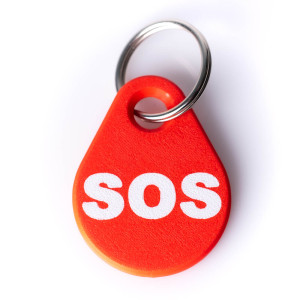 SOS NFC-Notfallanhänger - RFID Notfallmedaillon - Rot / Weiß