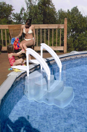 Escalier piscine FESTIVA