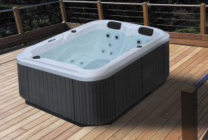 Spa rigide en acrylique 3 places COSTA : Alpina