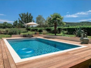 Margelle piscine plate Gironde 30 : bassin de 10.00 x 5.00 m