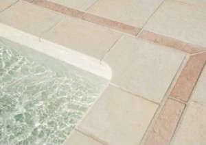 Margelle piscine fibrée INTEMPORELLE : bassin de 9.00 x 4.00 m