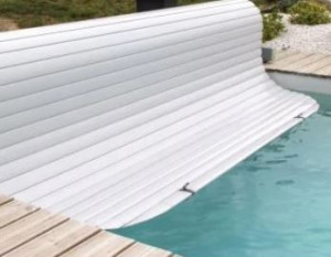 Tablier pour volet piscine LAMES-ROLL sur mesure