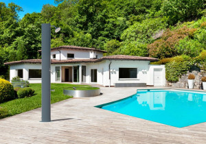 Douche solaire design ATI : Arno A
