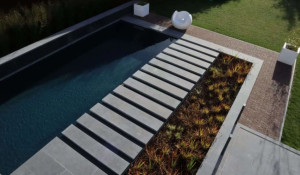 Kit piscine naturelle : type III : 8 x 3 x 1.50 m + Zone plante 3 x 8 x 0.50 cm