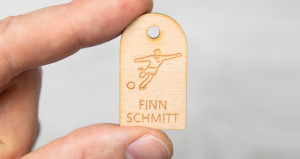 10 pendentifs avec motif de football en bois de hêtre