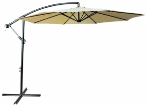Beżowy parasol ogrodowy na wysięgniku - Sunbrella