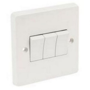 6 Amp 3 Gang 2 Way Switch