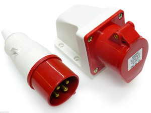 415V 16A Red 3 Pin + Earth Socket