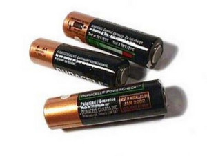 1.5V Size Aa Batteries (4 In Pack)