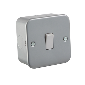 Metal Clad 10A 1G 2 Way Switch