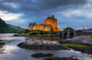 Wunschmotiv als Fensterfolie - Eilean Donan Castle oder mit Eigenem...
