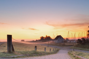 Wunschbild als Fensterfolie - Sonnenaufgang Am Seglerhafen oder mit...