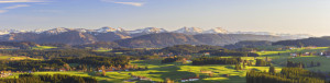 Wunschmotiv Fensterfolie - Allgäu-Panorama Im Frühling Bei Sonnenun...