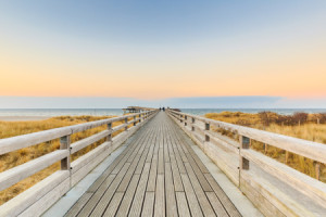Motiv Fensterfolie - Seebrücke Über Dünen Und Meer oder mit Eigenem...