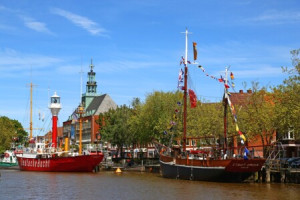 Bild auf Grußkarte - Emden Hafen oder mit Eigenem Foto
