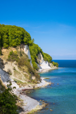 Bild auf Grußkarte - Kreidefelsen An Der Ostseeküste Auf Rügen oder...