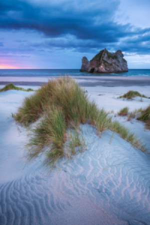 Motiv als Grußkarte - Neuseeland Wharariki Beach Golden Bay oder mi...