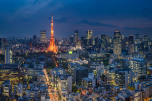 Wunschbild auf Grußkarte - Tokyo Skyline Mit Tokyo Tower Bei Nacht ...