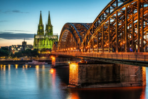 Fotos Grußkarte - Kölner Dom Und Hohenzollernbrücke oder mit Eigene...
