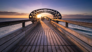 Wunschmotiv als Kissen - Seebrücke Bei Sonnenaufgang oder mit Eigen...